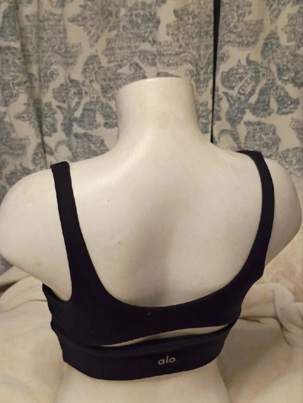 ALO Yoga Black Ribbed Cutout Sports Bralette